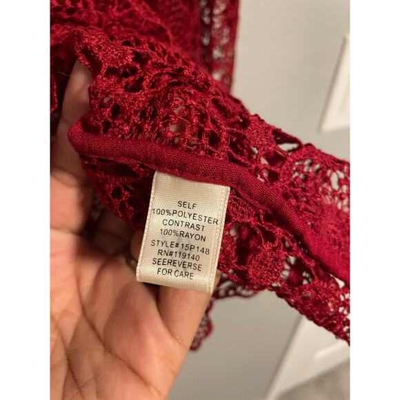 Double Zero Womens Tunic Size Small Red Floral Crochet Lace Sheer Whimsical READ - Picture 4 of 9